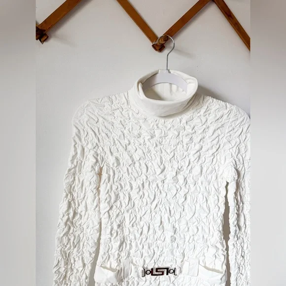 Frank Lyman Vintage Turtleneck Top - Picture 2 of 7